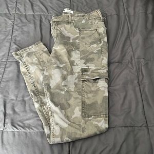 Old Navy Camo Pants